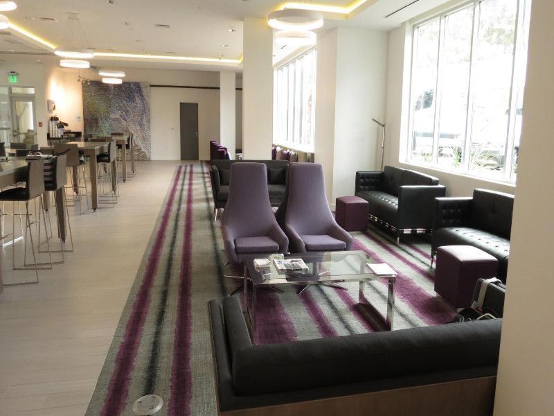 Holiday Inn Express & Suites San Diego - Mission Valley By Ihg Exteriör bild